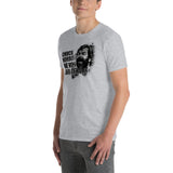 Chuck Norris? Nie von ihr gehört / Bud Spencer Meme / Basic T-Shirt