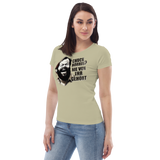 Chuck Norris? Nie von ihr gehört / Bud Spencer Meme / Enganliegendes Öko-Shirt für Damen