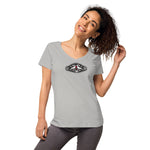 Lederhosn für Damen / Eng anliegendes T-Shirt mit V-Ausschnitt