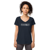 Essen, Schlafen, Reiten, Wiederholung / Eng anliegendes Shirt mit V-Ausschnitt